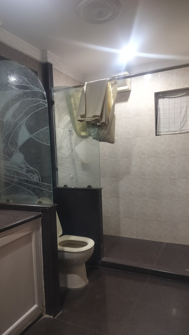Bathroom, jubilee hills 5 Bedroom 7000 Sq.Ft. Independent House In Jubilee Hills Hyderabad 9731142