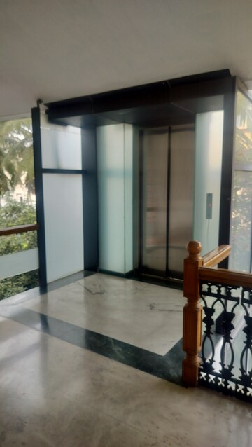 Bedroom in 5 BHK Independent House at Jubilee Hills – for Rent