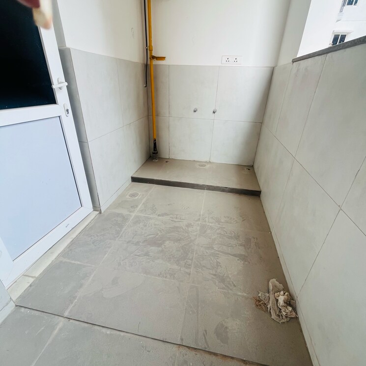 Bathroom, rajapushpa-provincia 3 Bedroom 2335 Sq.Ft. Apartment In Narsingi Hyderabad 9731148