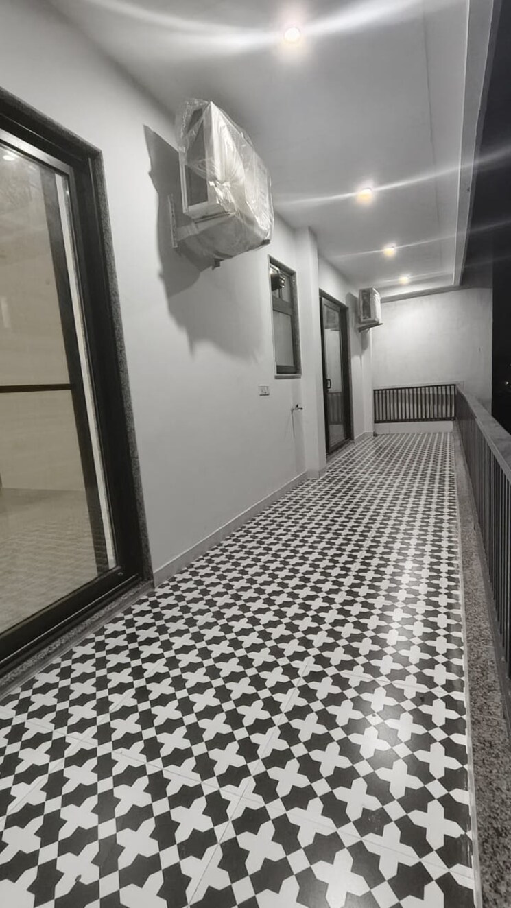 Balcony, uday-arden-45 3 Bedroom 1650 Sq.Ft. Builder Floor In Sector 45 Gurgaon 9731151