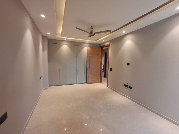 Room, greater kailash i 3 Bedroom 1850 Sq.Ft. Builder Floor In Greater Kailash I Delhi 9731156