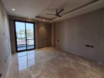Room in 3 BHK Builder Floor at Greater Kailash I – for Sale