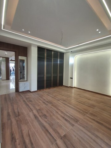 3.5 BHK Builder Floor For Sale in Sector 57