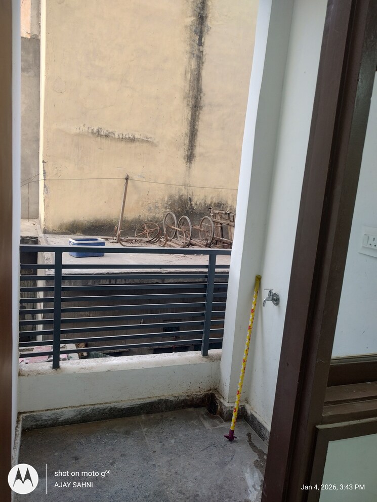 Balcony, mehrauli 1 Bedroom 450 Sq.Ft. Builder Floor In Mehrauli Delhi 9731215