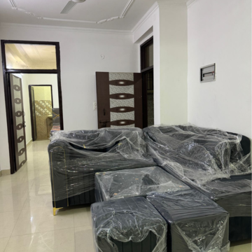 Bedroom in 1 BHK Builder Floor at Malviya Nagar – for Rent