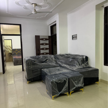 Bedroom in 1 BHK Builder Floor at Malviya Nagar – for Rent