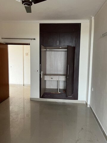 Bathroom in 5 BHK Penthouse at Sector 27 – for Sale