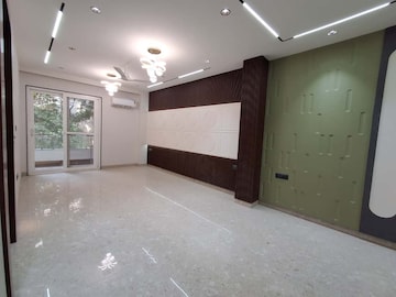 3.5 BHK Builder Floor For Sale in South City 2