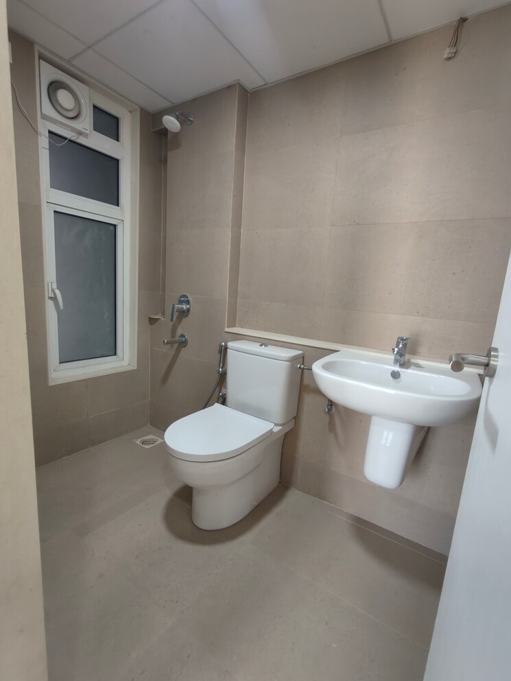 Attached Bathroom, vihang-garden 2 Bedroom 750 Sq.Ft. Apartment In Pokhran Road No One Thane 9731229