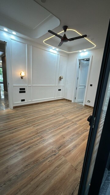 Master Bedroom in 4 BHK Builder Floor at South City 2 – for Sale