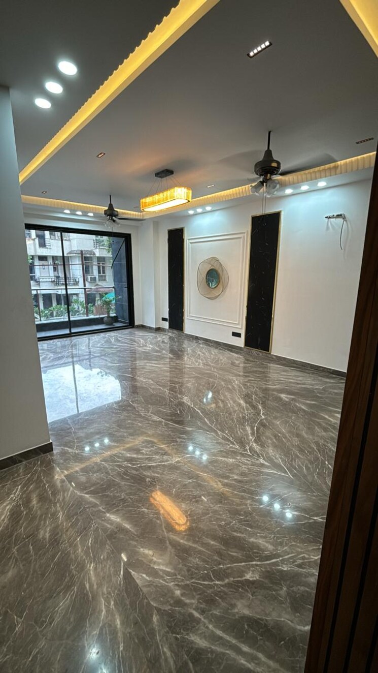 Room, south city 2 4 Bedroom 2475 Sq.Ft. Builder Floor In South City 2 Gurgaon 9731232