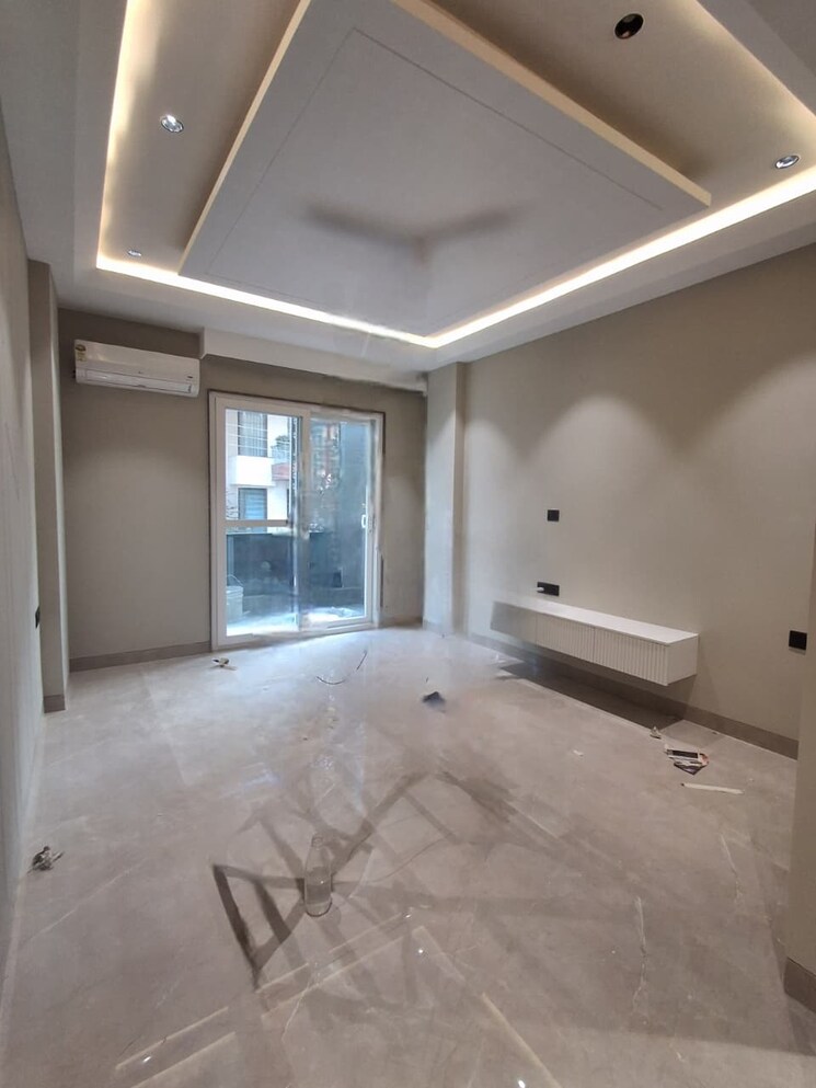 Room, sector 57 4 Bedroom 2367 Sq.Ft. Builder Floor In Sector 57 Gurgaon 9731252