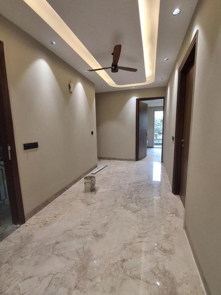 Hall, sector 57 4 Bedroom 2367 Sq.Ft. Builder Floor In Sector 57 Gurgaon 9731252