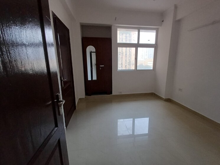 Room, upavp-ganga-yamuna-and-hindon-enclave 3 Bedroom 1378 Sq.Ft. Apartment In Pratap Vihar Ghaziabad 9731260