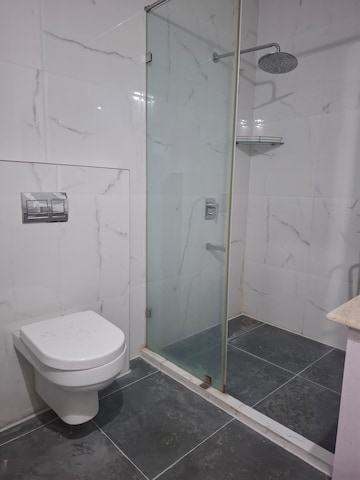 Master Bedroom in 3 BHK Apartment at Banjara Hills – for Rent