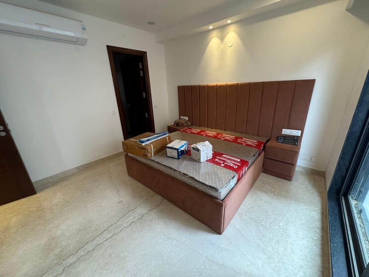 Bedroom, sector 8 3 Bedroom 350 Sq.Yd. Builder Floor In Sector 8 Panchkula 9731269