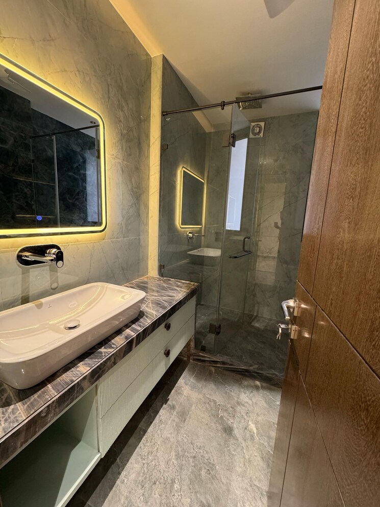 Bathroom, sector 48 4 Bedroom 4518 Sq.Ft. Builder Floor In Sector 48 Gurgaon 9731279