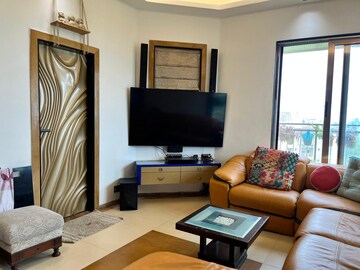 Living Room in 3 BHK Apartment at The Park Residency Andheri, Andheri West – for Rent