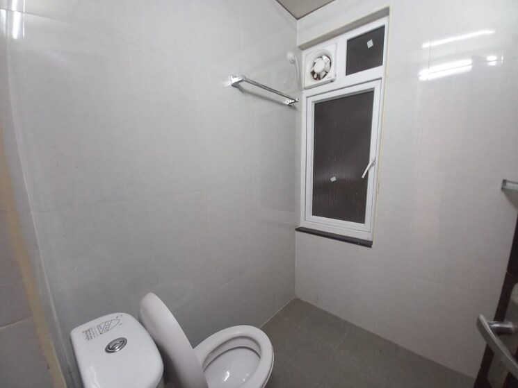 Bathroom, smr-vinay-iconia-hyderabad 3 Bedroom 1800 Sq.Ft. Apartment In Kondapur Hyderabad 9731393