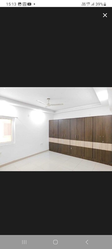 Room in 3 BHK Apartment at Honer Aquantis, Gopanpally – for Rent