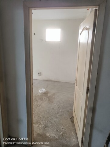 Building Lobby in 2.5 BHK Apartment at Grand Omaxe, Gomti Nagar – for Sale