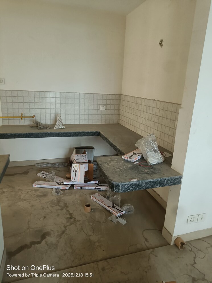 Team Area, grand-omaxe 2.5 Bedroom 1250 Sq.Ft. Apartment In Gomti Nagar Lucknow 9731445