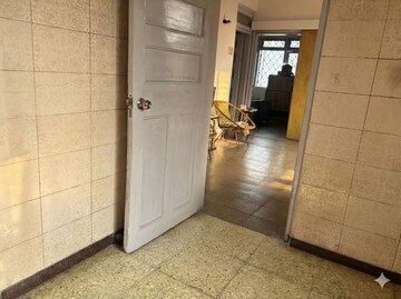 Room in 2 BHK Apartment at MIG Colony, Worli – for Rent