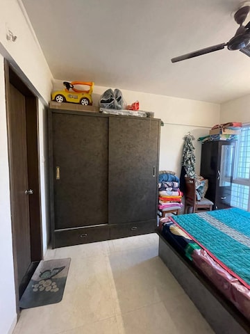 Bedroom in 2 BHK Apartment at Majestique Towers, Kharadi – for Rent