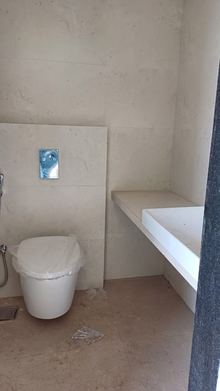 Bathroom, shreeji-atlantis 2 Bedroom 770 Sq.Ft. Apartment In Malad West Mumbai 9731493