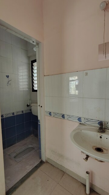 Bathroom in 2 BHK Apartment at Bavdhan – for Rent