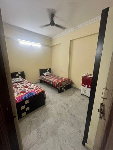 Bedroom in 2 BHK Apartment at Tolichowki – for Rent