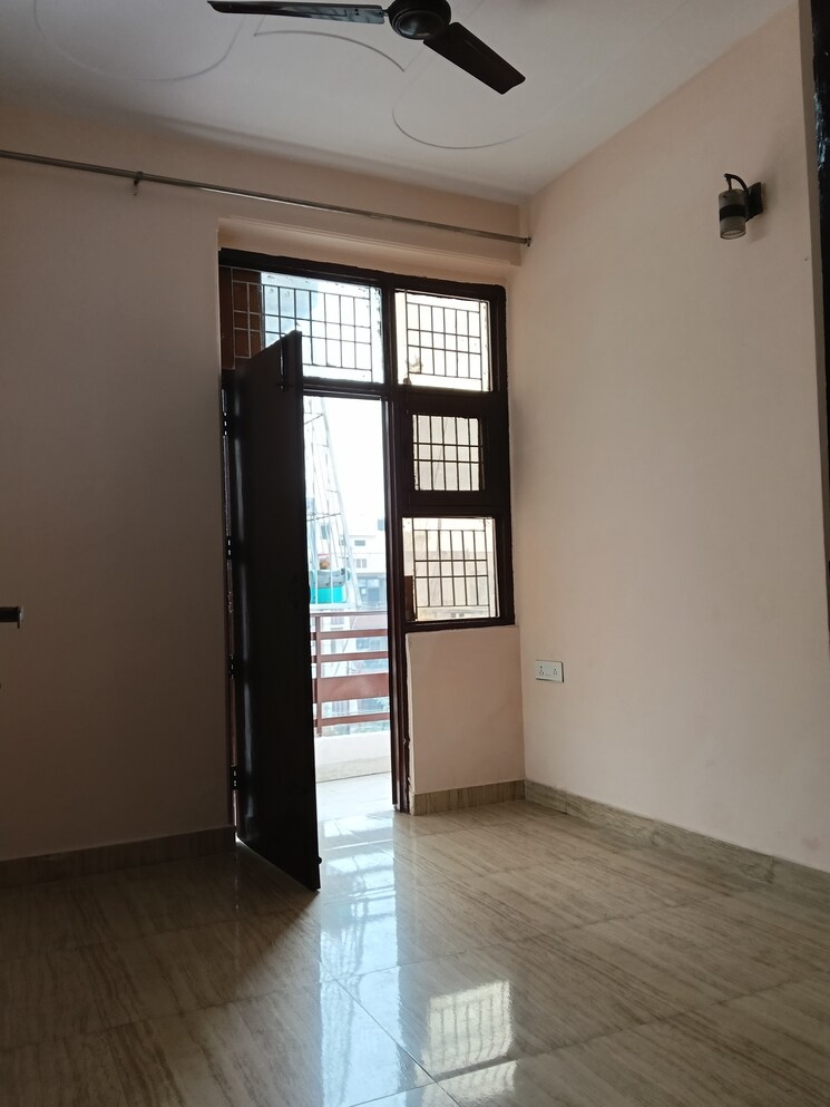 Room, oceans-shri-sai-apartment 2 Bedroom 900 Sq.Ft. Apartment In Gt Road Ghaziabad 9731521