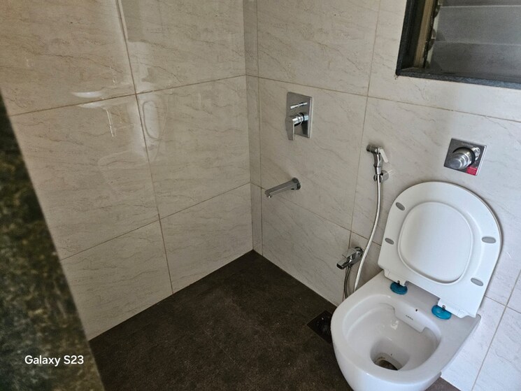 Bathroom, chandak-34-park-estate 1 Bedroom 391 Sq.Ft. Apartment In Goregaon West Mumbai 9731587