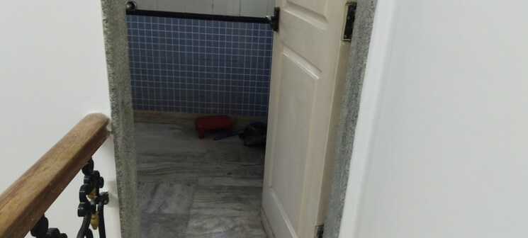 Bathroom, kamal-apartment-teen-hath-naka 3 Bedroom 1500 Sq.Ft. Apartment In Louis Wadi Thane 9731597