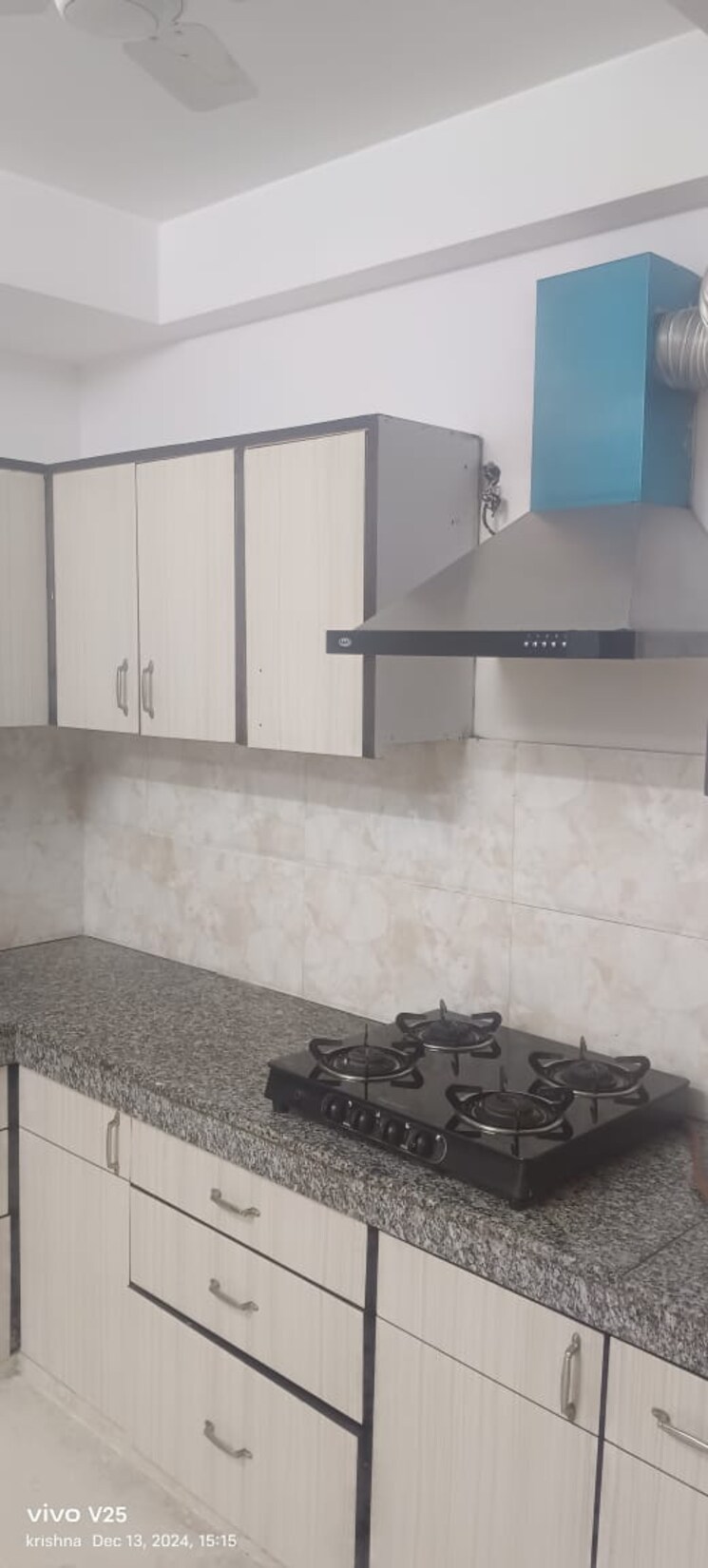 Bathroom, greater kailash i 3 Bedroom 1872 Sq.Ft. Builder Floor In Greater Kailash I Delhi 9731590