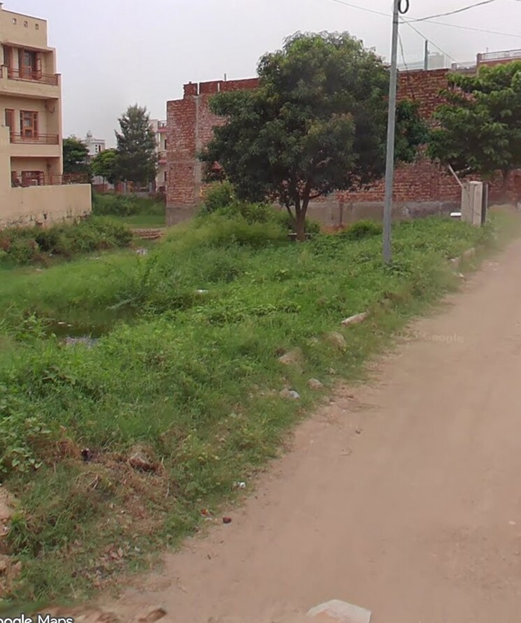 Cover Image, sunny enclave  200 Sq.Yd. Plot In Sunny Enclave Mohali 9731589