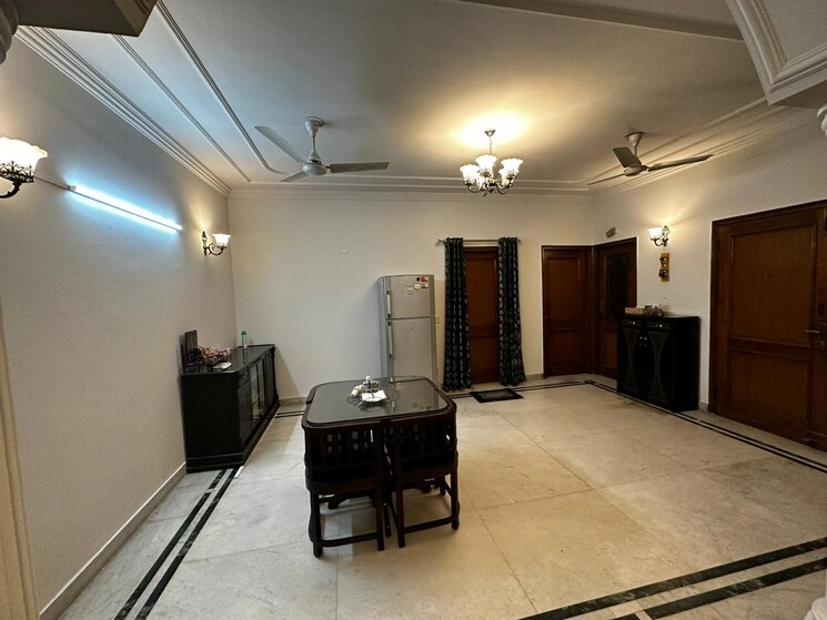 Living Room, greater kailash i 3 Bedroom 1800 Sq.Ft. Builder Floor In Greater Kailash I Delhi 9731593