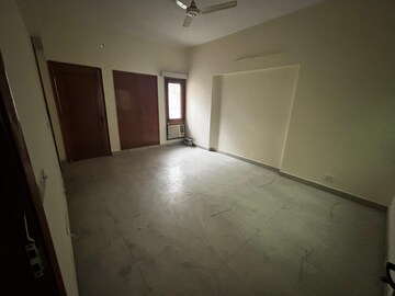Room in 3 BHK Builder Floor at Greater Kailash I – for Rent