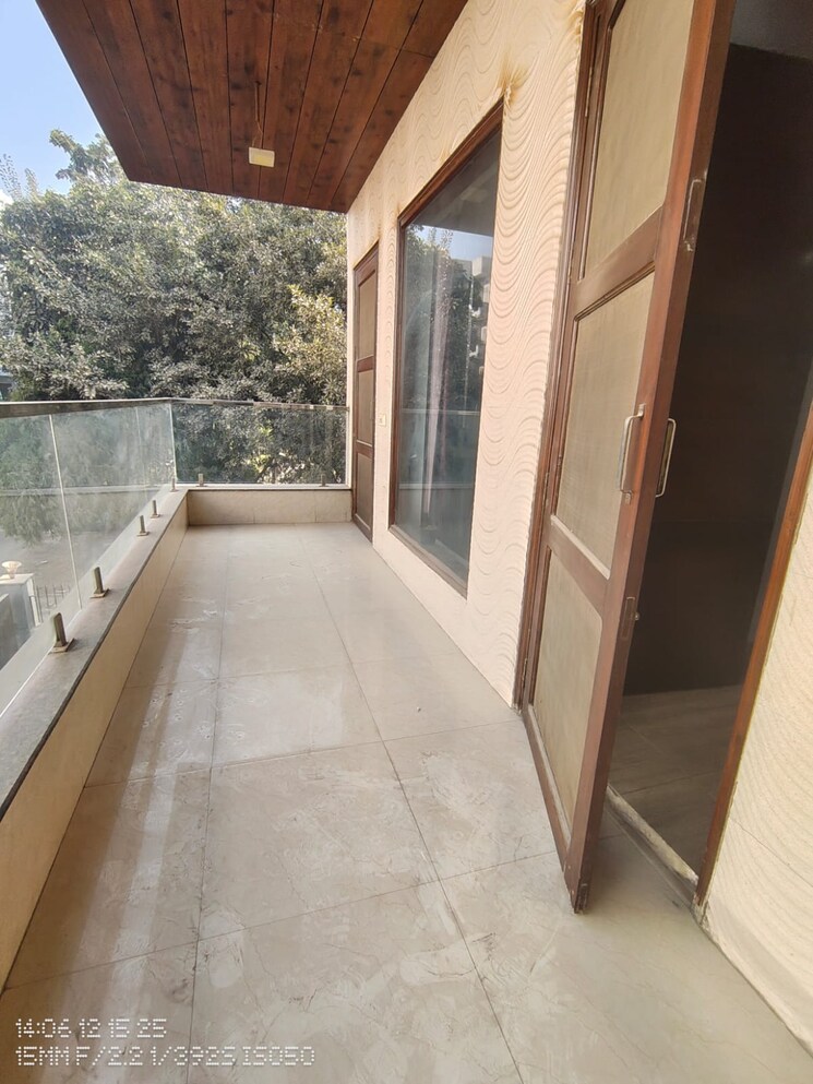 Balcony, sector 40 3 Bedroom 2200 Sq.Ft. Builder Floor In Sector 40 Gurgaon 9731611