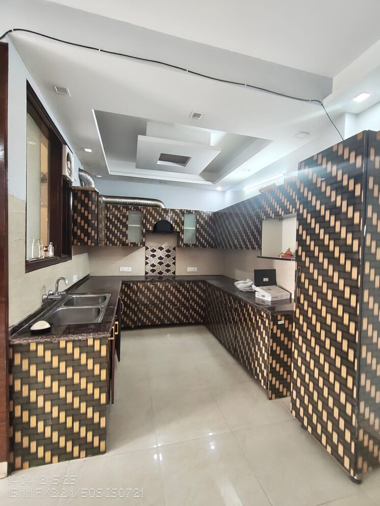Kitchen, sector 40 3 Bedroom 2200 Sq.Ft. Builder Floor In Sector 40 Gurgaon 9731611
