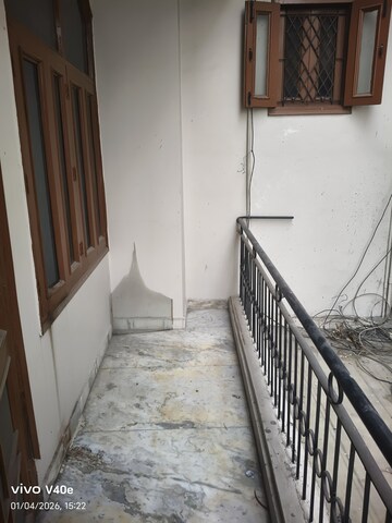 Balcony in 2 BHK Apartment at RWA Apartments Sector 39, Sector 39 – for Rent