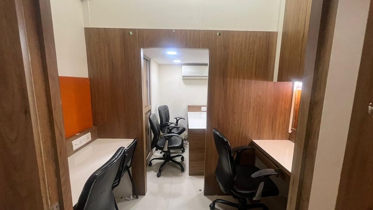 Team Area, express-zone Commercial Office Space 110 Sq.Ft. In Malad East Mumbai 9731641