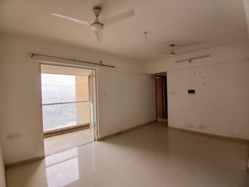 Room in 2 BHK Apartment at Kohinoor Zen Estate, Kharadi – for Rent