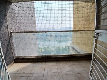 Room in 2 BHK Apartment at Kohinoor Zen Estate, Kharadi – for Rent