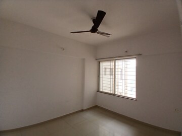 Room in 2 BHK Apartment at Gera Parkview I, Kharadi – for Sale