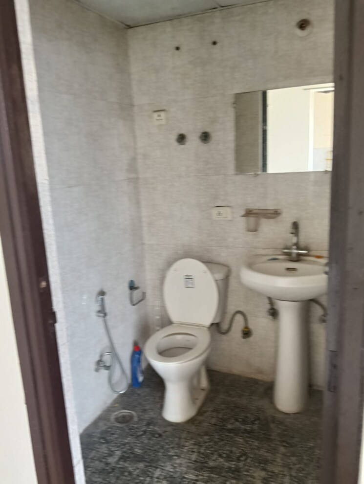Bathroom, adithya-city-apartments 2 Bedroom 950 Sq.Ft. Apartment In Dasna Ghaziabad 9731737