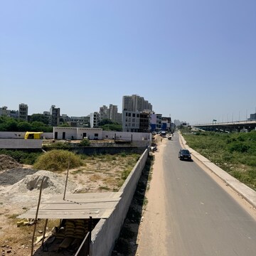  Plot For Sale in New Palam Vihar 3, Choma