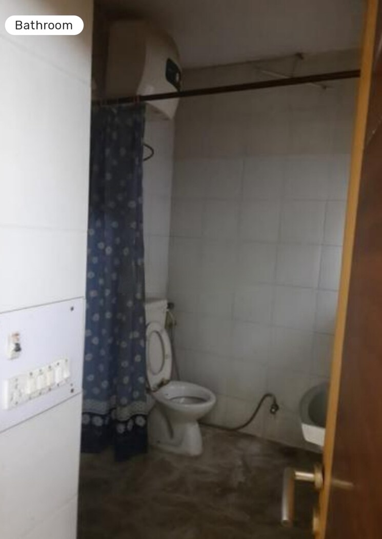 Bathroom, butler colony 3 Bedroom 1250 Sq.Ft. Apartment In Butler Colony Lucknow 9731828