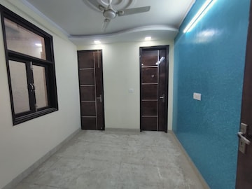 Building Lobby in 2 BHK Builder Floor at Govindpuri – for Sale