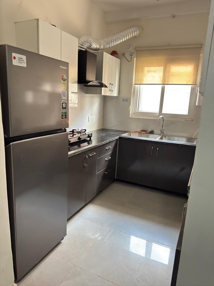 Kitchen, skylar-homes 3 Bedroom 1800 Sq.Ft. Apartment In Patiala Road Zirakpur 9731859